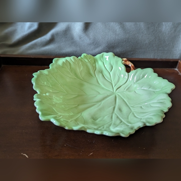 Vintage Carlton Ware Large Light Green Leaf Bowl~Twig Handle~Staffordshire~9.5”L - Picture 4 of 6